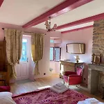 Le Manoir Des Remparts De 3* Besse-et-Saint-Anastaise