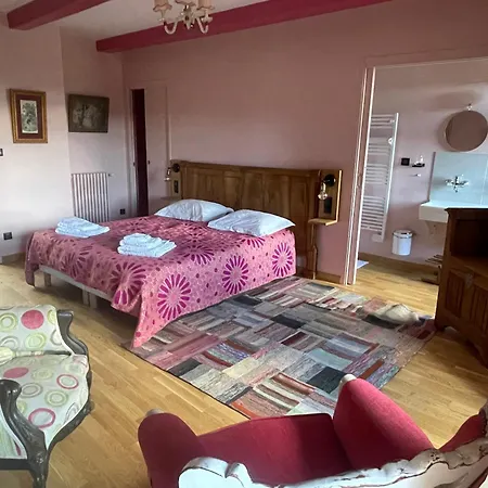 Le Manoir Des Remparts De Gæstehus *